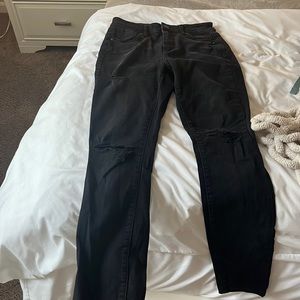 TILLYS Black high rise ripped jeans